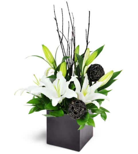 Sensational Grace™. An arrangement by Fine's Flowers.